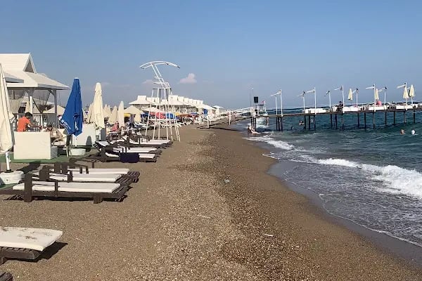 Larena Beach - Resim 15
