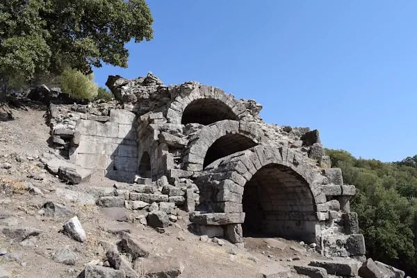 Aigai (Aiolis) Antik Kenti - Resim 3
