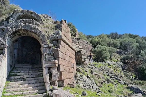 Aigai (Aiolis) Antik Kenti - Resim 11