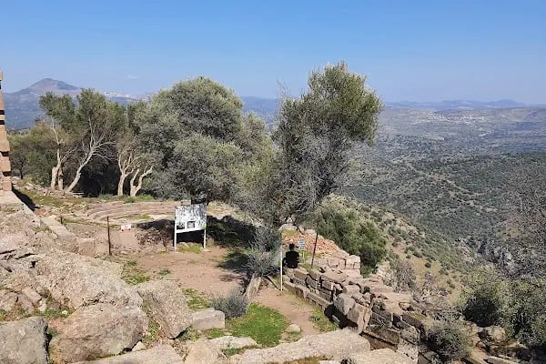 Aigai (Aiolis) Antik Kenti - Resim 17
