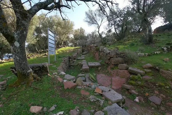 Aigai (Aiolis) Antik Kenti - Resim 19