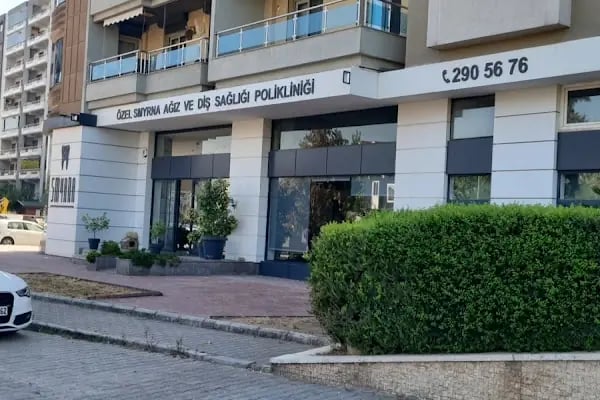 Özel Smyrna Ağız ve Diş Sağlığı Polikliniği - Resim 8