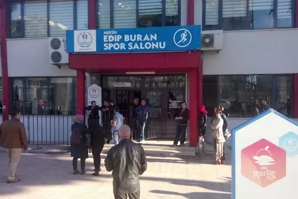 Edip Buran Spor Salonu - Resim 6
