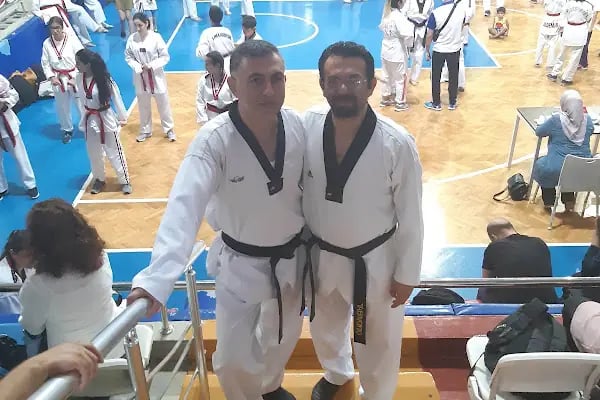 Edip Buran Spor Salonu - Resim 12