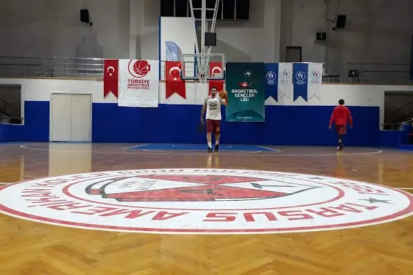 Edip Buran Spor Salonu - Resim 13