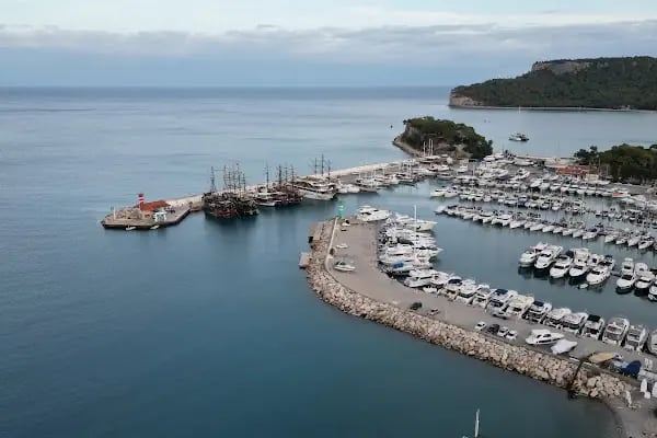 G Marina Kemer - Resim 6