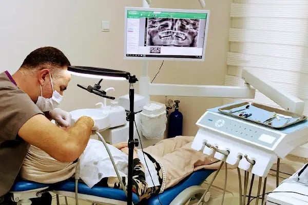 Denttaş Ağız ve Diş Sağlığı Polikliniği-MARDİN DİŞ HEKİMİ TANJU DEMIRTAŞ-dental klinik - Resim 5