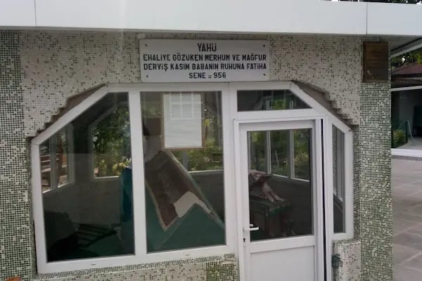 Kasım Baba türbesi - Resim 15