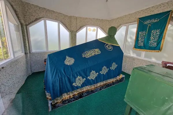 Kasım Baba türbesi - Resim 10
