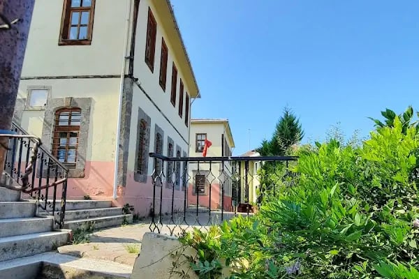 Fevzi Paşa İlköğretim Okulu - Resim 4