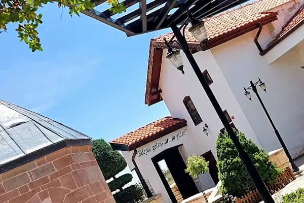 Ateşbazı Veli Türbesi - Resim 18