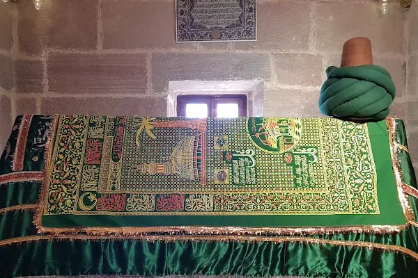 Ateşbazı Veli Türbesi - Resim 12