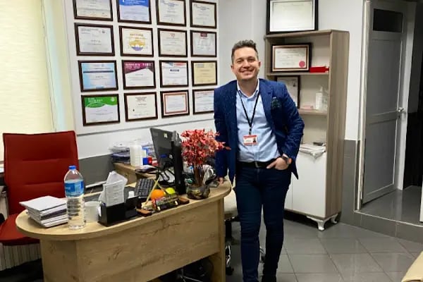 Op. Dr. Mustafa Yıldız - Resim 2