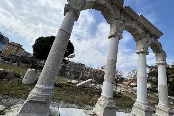 Thyateira Tepe Mezarları - Resim 6