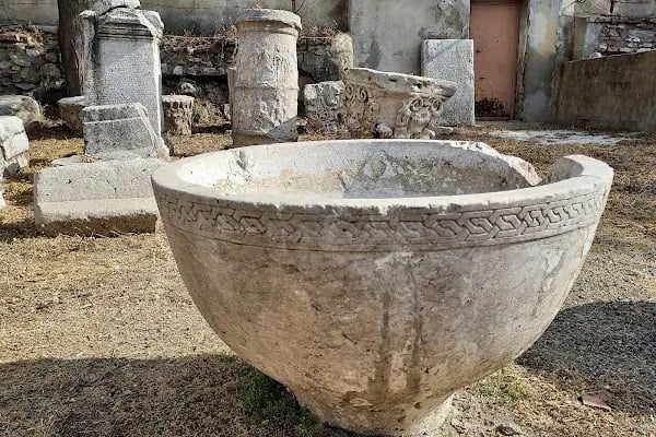 Thyateira Tepe Mezarları - Resim 12