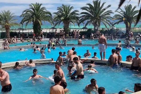 Urganlı Yüzme Havuzları - Resim 19