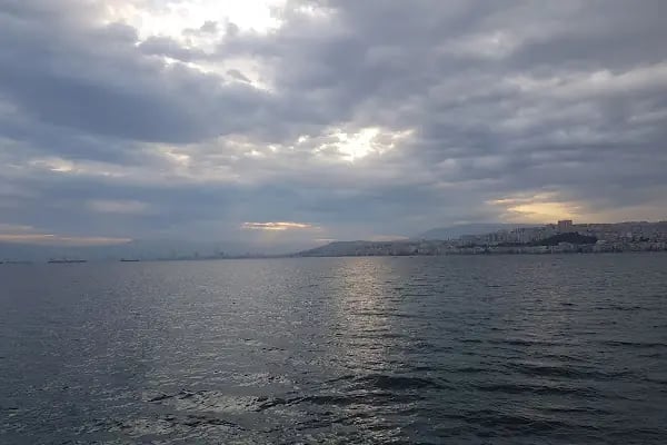Ahmet Adnan Saygun Sanat Merkezi Tramvay Durağı - Resim 16