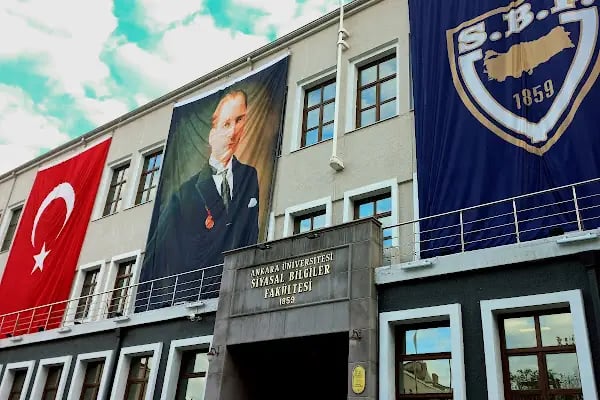 Ankara Üniversitesi Siyasal Bilgiler Fakültesi - Resim 16
