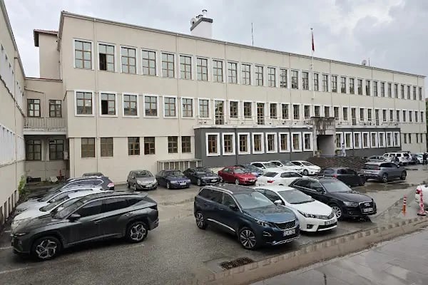 Ankara Üniversitesi Siyasal Bilgiler Fakültesi - Resim 3