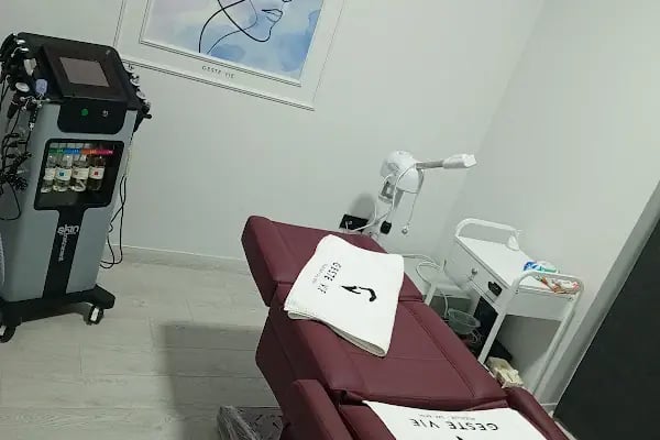 Geste Vie Güzellik ve Saç Ekim Merkezi - Resim 16