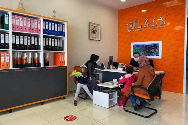 Başakşehir Lale Sürücü Kursu - Resim 11
