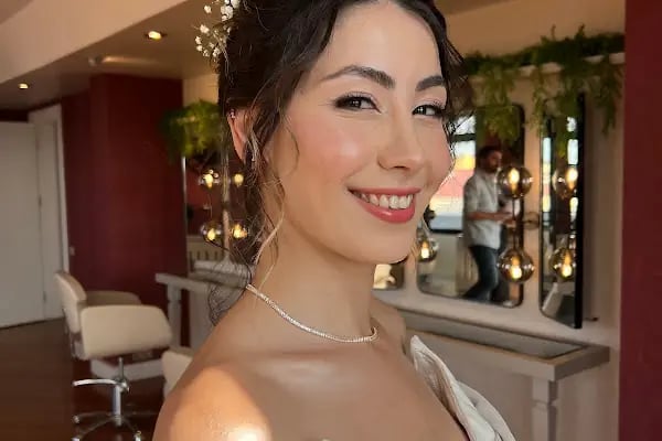 LUNEDI Makeup/Hair Boutique Studio - Resim 20