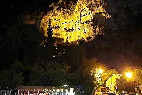 Kaunos Kral Mezarları - Resim 16