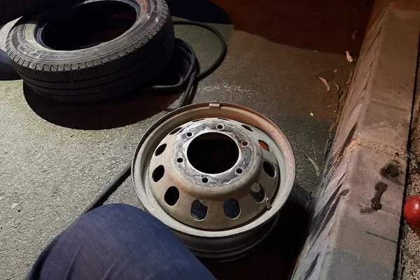 Bolat Oto Lastik 7/24 Yol yardım - Resim 9