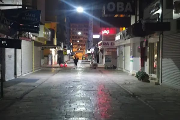 İzmir Bit Pazarı - Resim 4