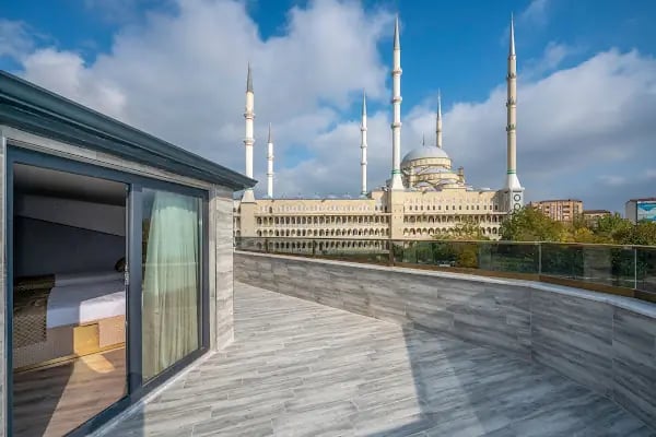 Zazzoni Airport Hotel - Resim 1