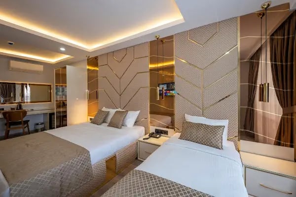 Zazzoni Airport Hotel - Resim 16