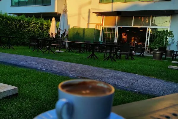 Balıkesir Öğretmenevi - Resim 7