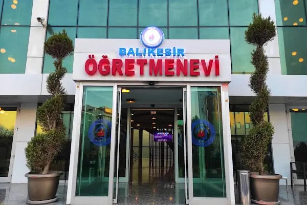 Balıkesir Öğretmenevi - Resim 10