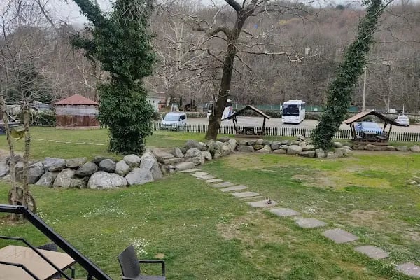 Şelale Yeşil Vadi Et Mangal - Resim 5