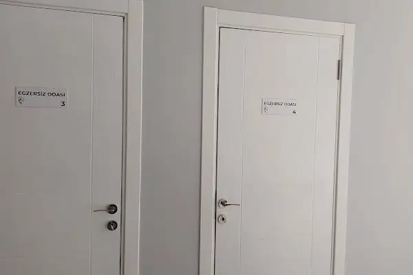 Doç. Dr. Esra ERKOL İNAL - Fizik Tedavi ve Rehabilitasyon Kliniği - Resim 9