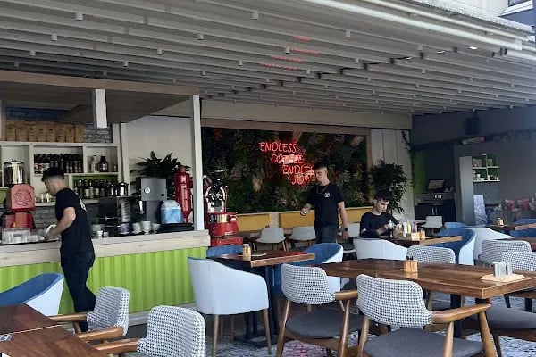 Bahçe'de Kahvaltı ve yemek servisi. - Resim 8