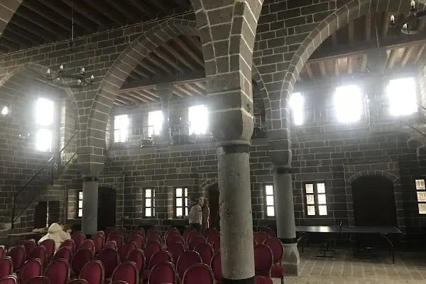 Ermeni Katolik Kilisesi - Resim 10