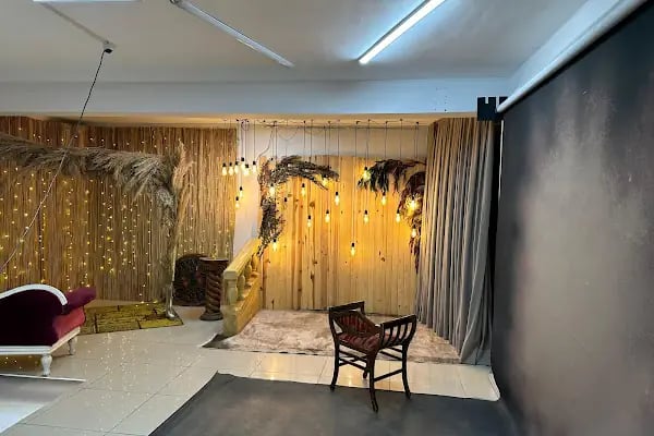 Hayri Eşkin Fotoğrafçılık Emniyet Müdürlüğü Karşısı - Resim 3