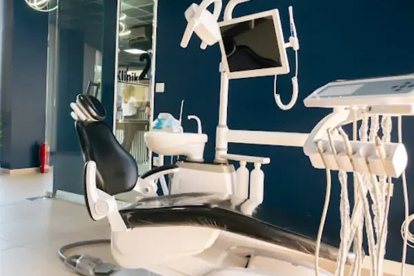 Novadent Clinics - Resim 20