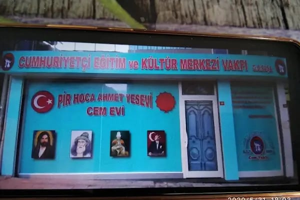 Cem vakfı Gaziosmanpaşa Ahmet Yesevi Cem evi - Resim 4