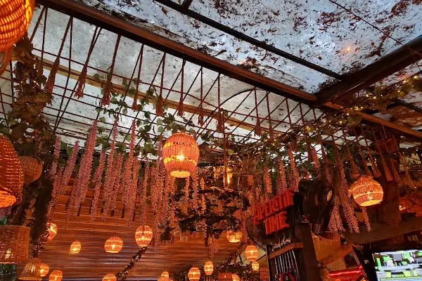 Ev Restaurant - Resim 4