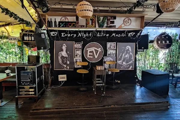 Ev Restaurant - Resim 13