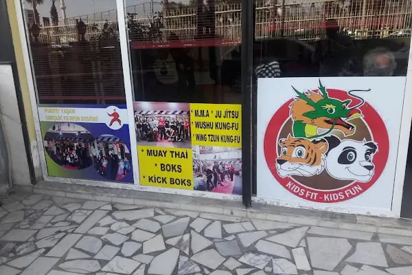 İzmir Yakın Dövüş Sanatları Eğitim Merkezi - Resim 16