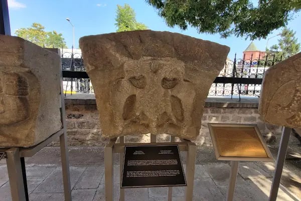 Karatay Medresesi - Resim 15