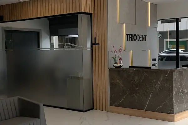 Triodent Ağız ve Diş Sağlığı Polikliniği - Karşıyaka İzmir - Resim 19