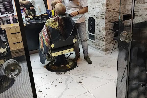 BARBER’S CLUB - Resim 3
