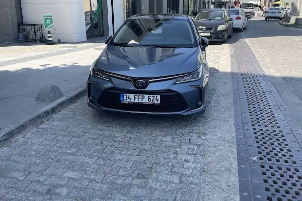Enterprise Rent-A-Car - İzmir Bayraklı Araç Kiralama - Resim 4