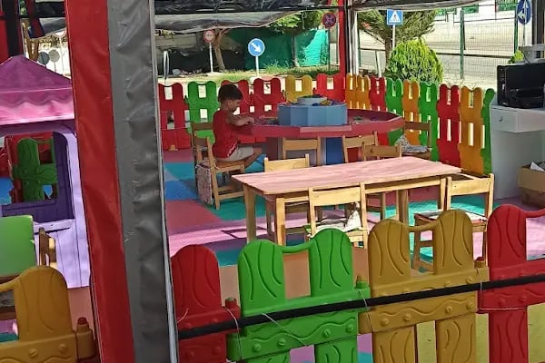 JoyGarden Cafe ve Çocuk Oyun Alanı - Resim 14