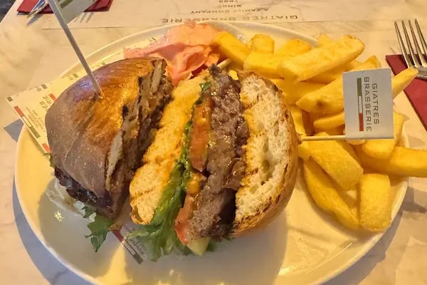 GIATRES BRASSERIE - Resim 7