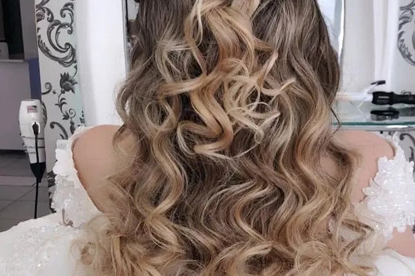 ŞAN KUAFÖR buca bayan kuaför güzellik salonu - Resim 9